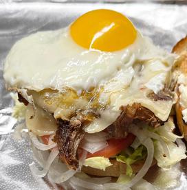 Ribeye w/egg, lettuce tomato, mayo and cheese